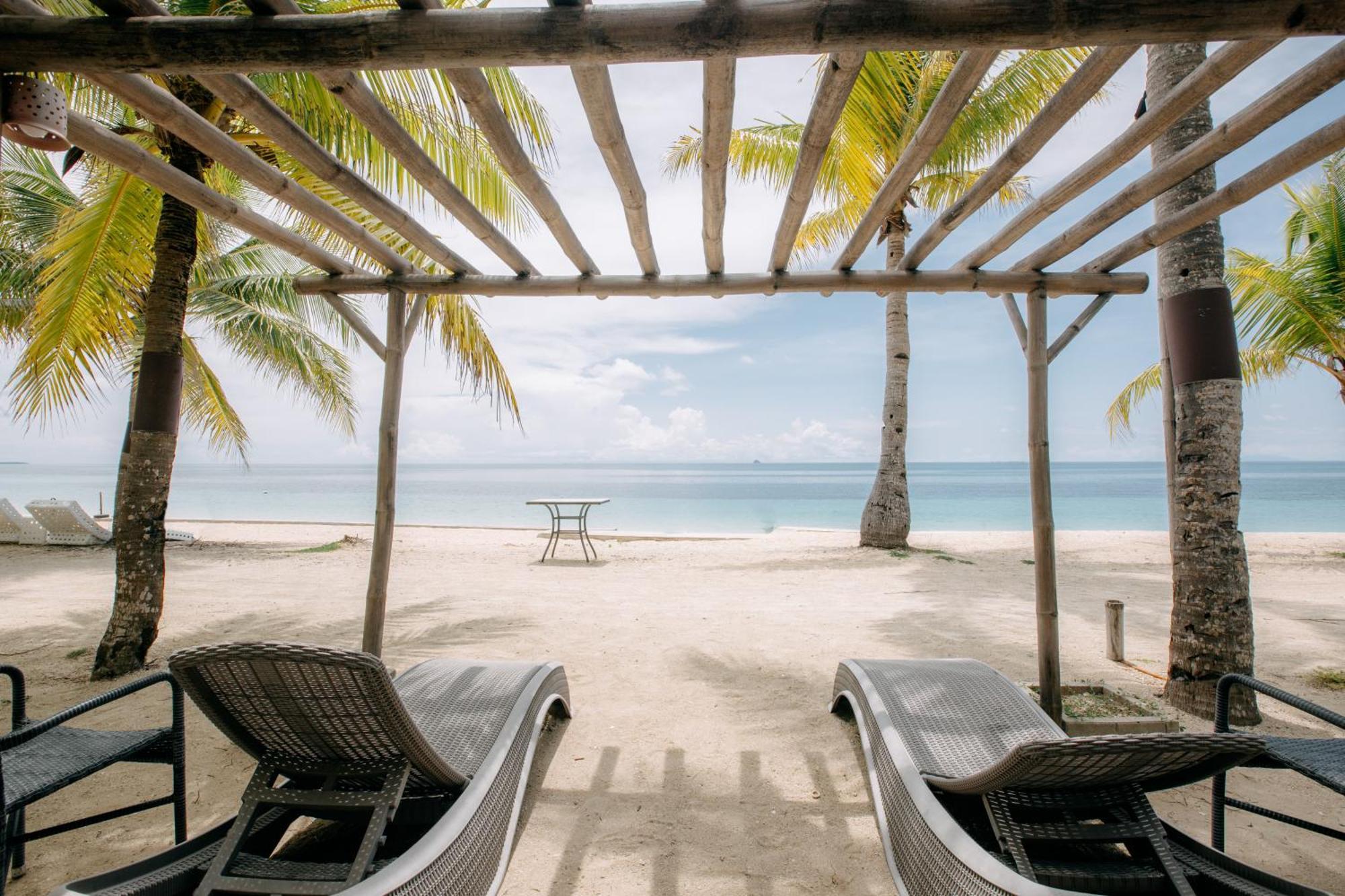 Golden Sands Destination Resorts Daanbantayan Eksteriør billede